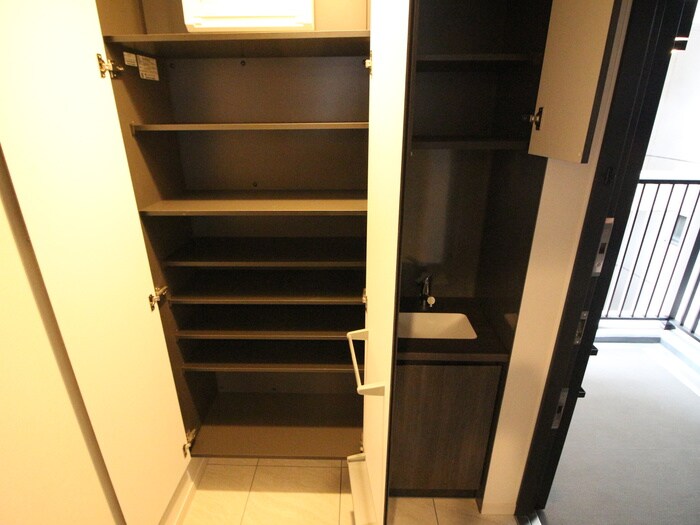 物件内観写真16　(靴箱)