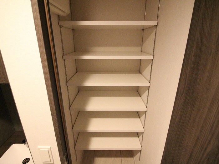 物件内観写真17　(収納)