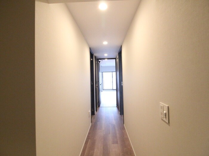 物件内観写真21　(廊下)