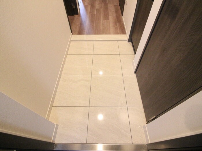 物件内観写真22　(玄関)