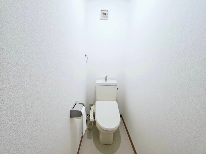 物件内観写真12　(トイレ)