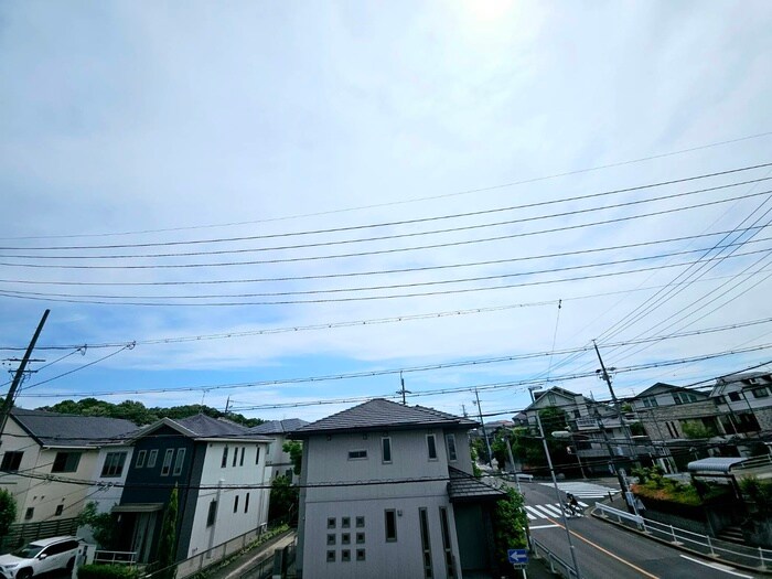 物件内観写真14　(室内からの展望)