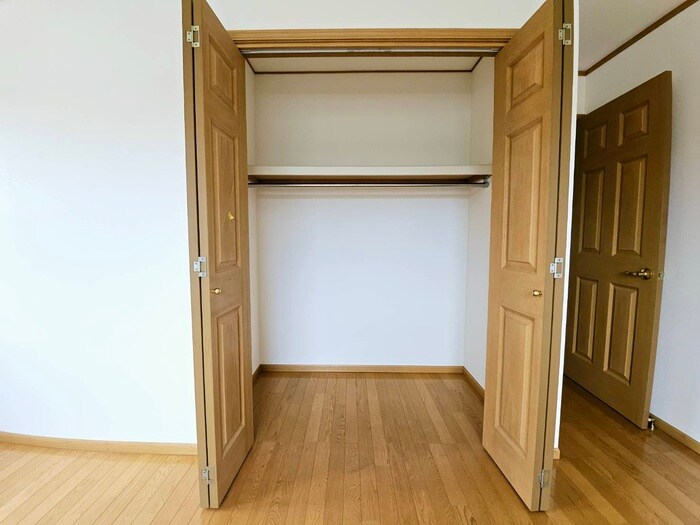 物件内観写真18　(収納)