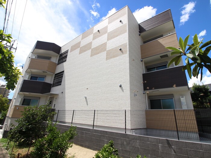 物件外観写真2　(外観写真)