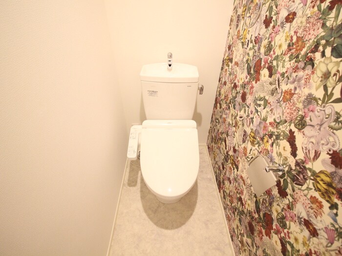 物件内観写真12　(トイレ)