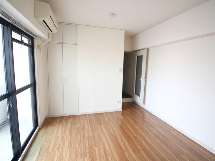 物件内観写真11　(居室)