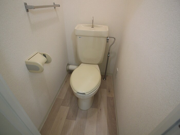 物件内観写真12　(トイレ)