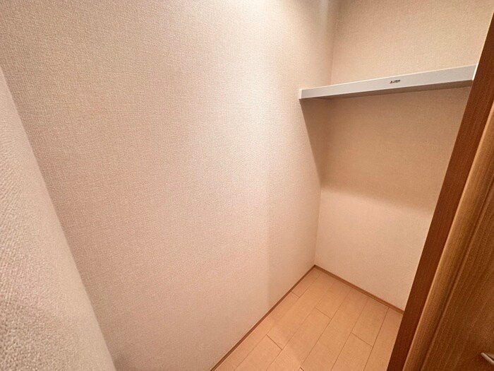 物件内観写真13　(収納)