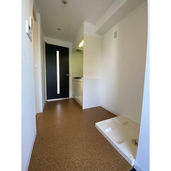 物件内観写真7　(廊下)