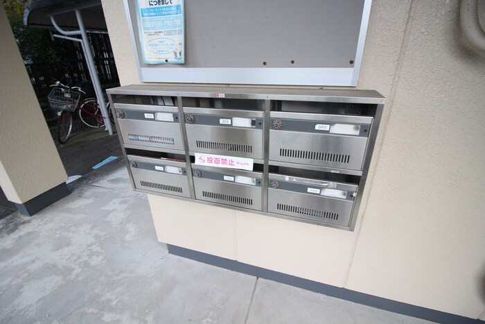 物件外観写真6　(建物設備)