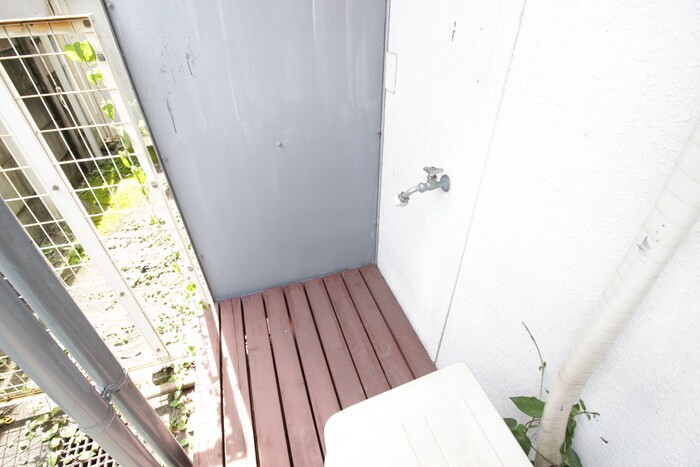 物件内観写真20　(洗濯機置場)