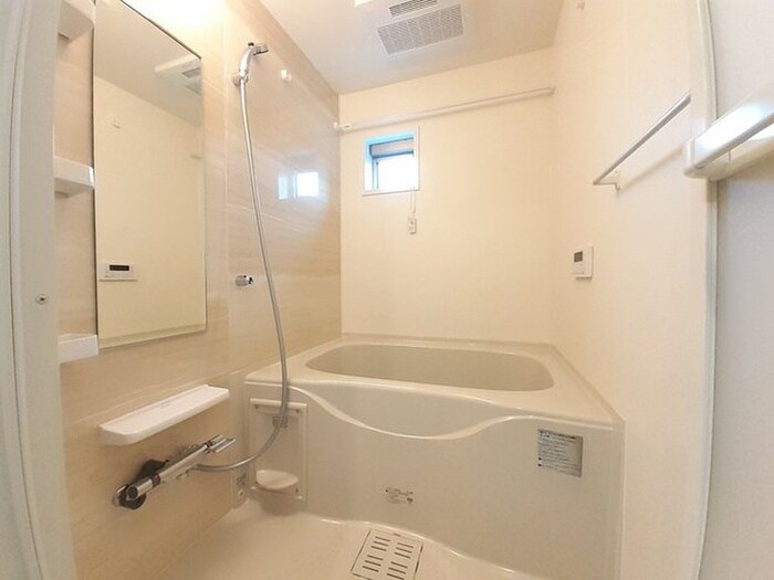 物件内観写真4　(バス／シャワールーム等)