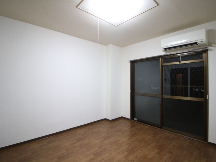 物件内観写真10　(内観写真)