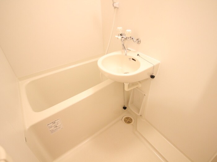 物件内観写真12　(バス／シャワールーム等)