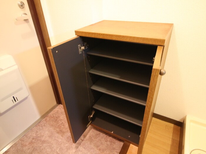 物件内観写真18　(靴箱)