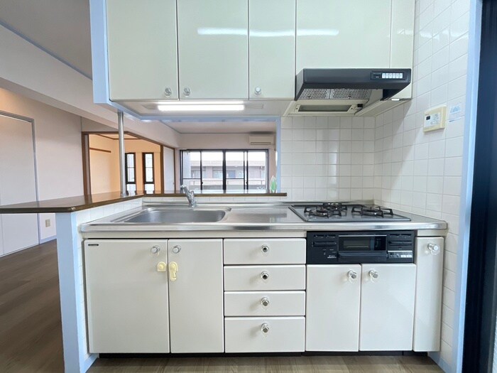 物件内観写真10　(キッチン)