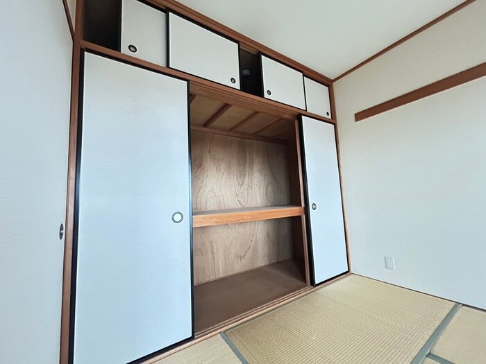 物件内観写真13　(収納)