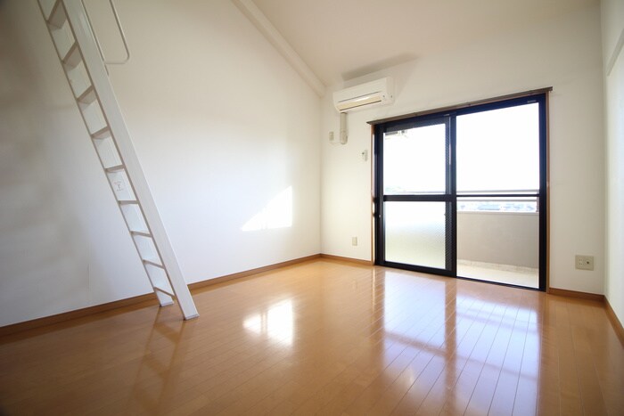 物件内観写真18　(居室)