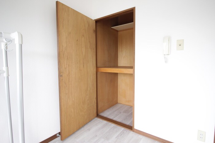 物件内観写真17　(収納)