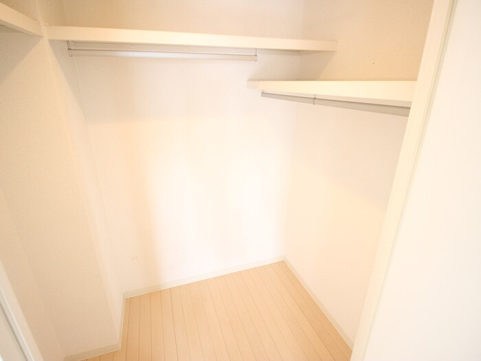 物件内観写真14　(収納)