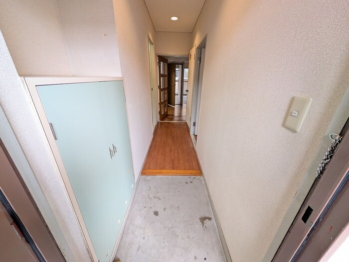 物件内観写真20　(玄関)