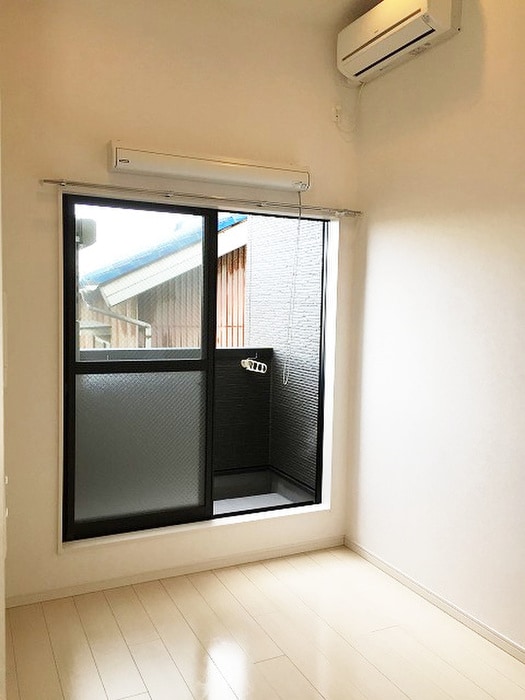 物件内観写真5　(居室)