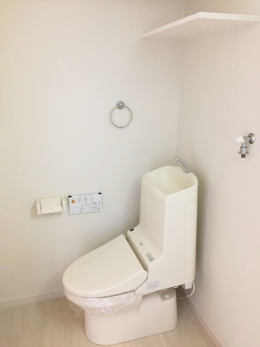 物件内観写真11　(トイレ)