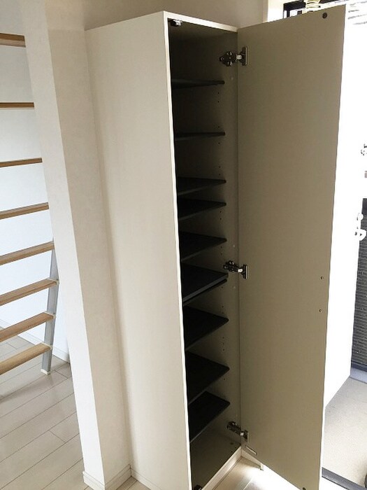 物件内観写真12　(靴箱)