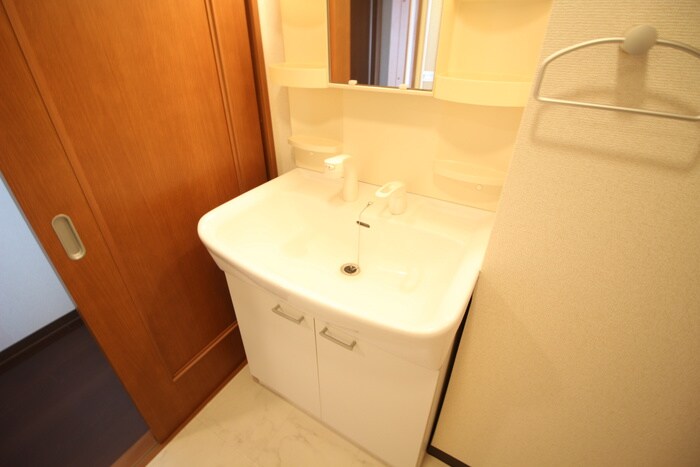 物件内観写真11　(洗面)