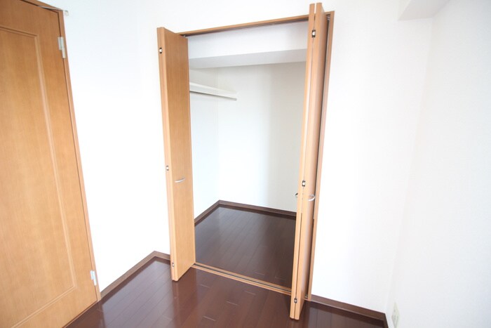 物件内観写真13　(収納)