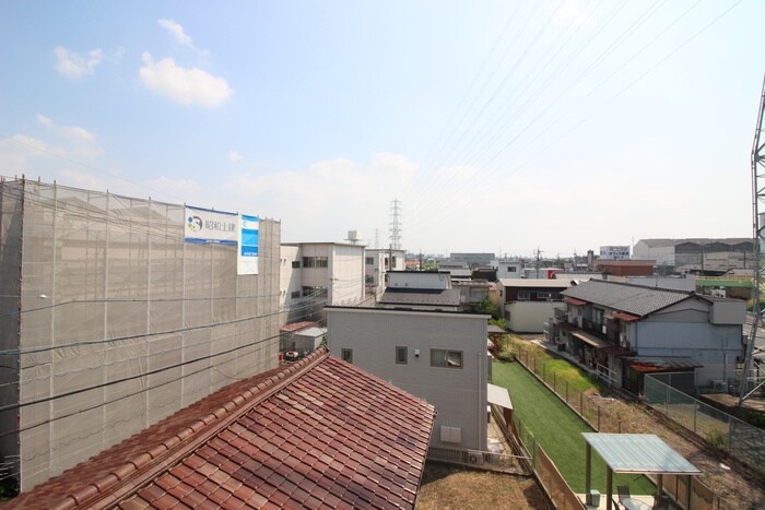 物件内観写真16　(室内からの展望)