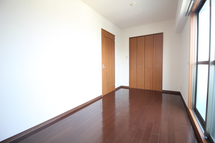 物件内観写真18　(居室)