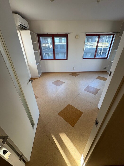 物件内観写真21　(居室)