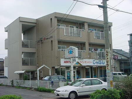 ファミール本陣外観写真