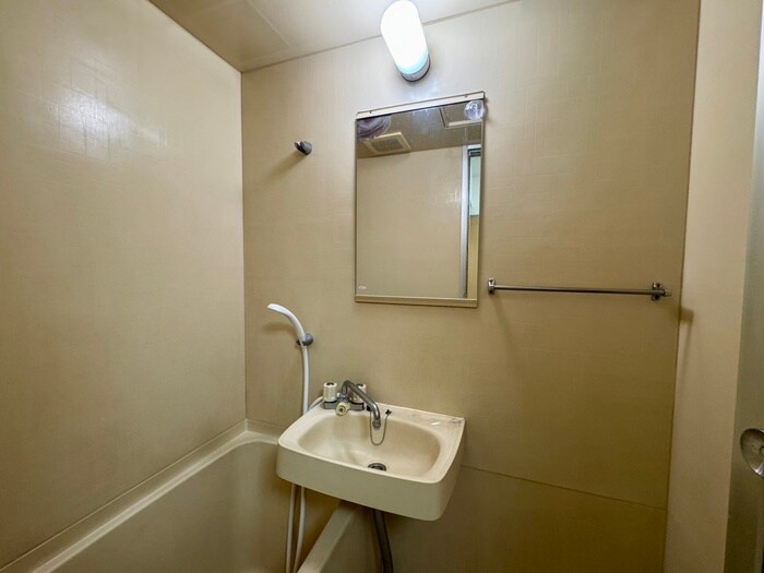 物件内観写真10　(洗面)