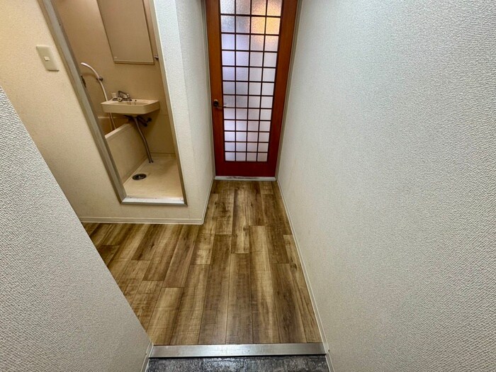 物件内観写真10　(廊下)