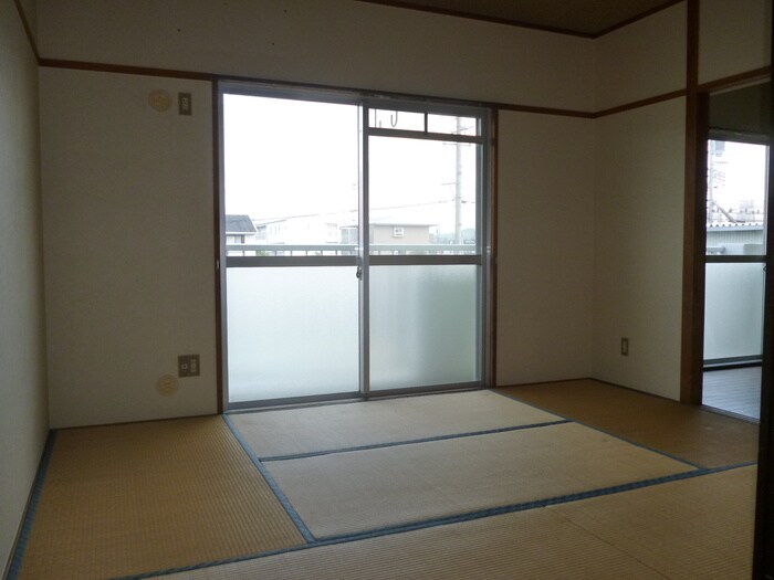 物件内観写真5　(居室)