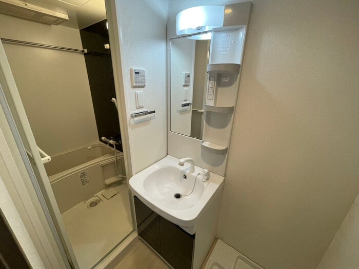 物件内観写真13　(洗面)