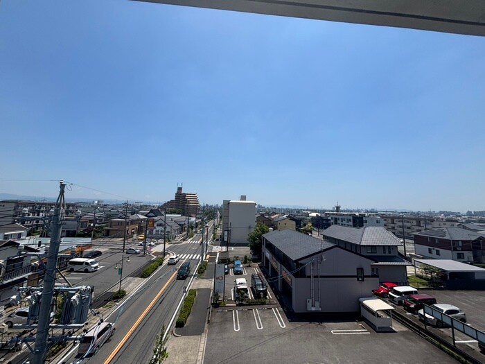 物件内観写真18　(室内からの展望)