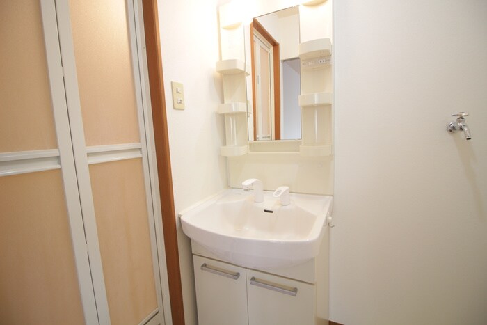 物件内観写真10　(洗面)