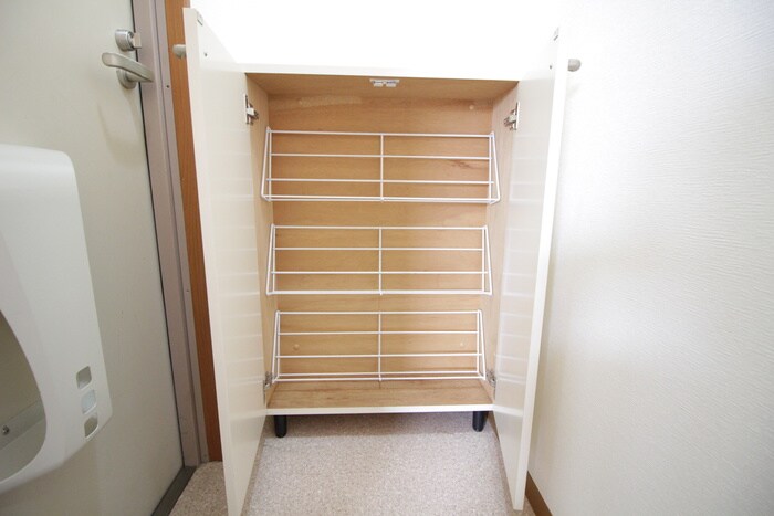 物件内観写真18　(靴箱)