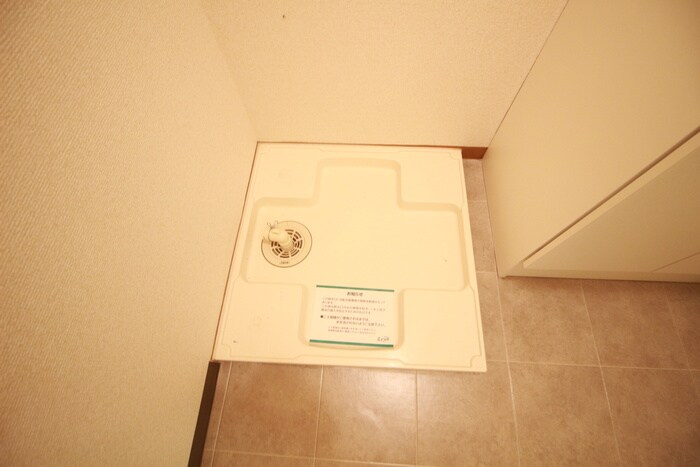 物件内観写真19　(洗濯機置場)