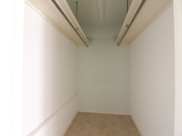 物件内観写真9　(収納)