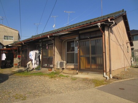 中花町貸家外観写真