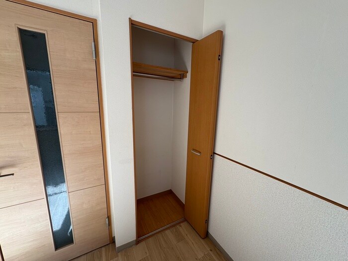 物件内観写真15　(収納)