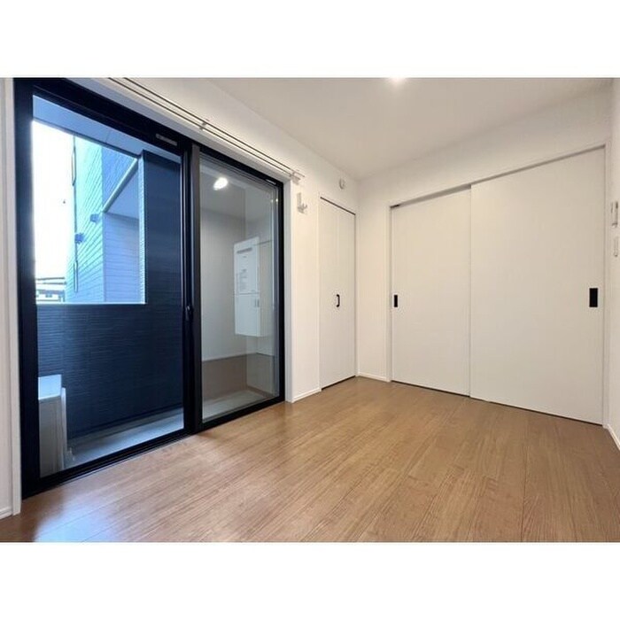 物件内観写真13　(居室)