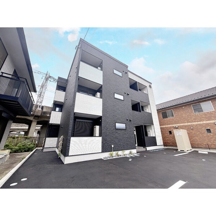 物件外観写真2　(外観写真)