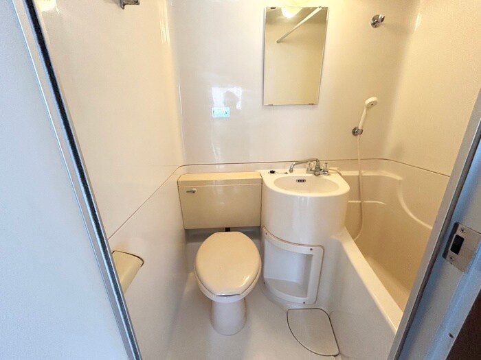 物件内観写真10　(トイレ)