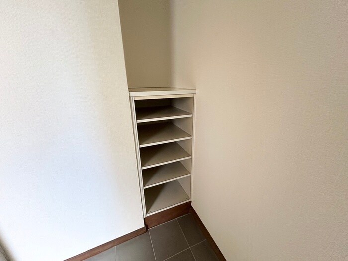 物件内観写真15　(靴箱)