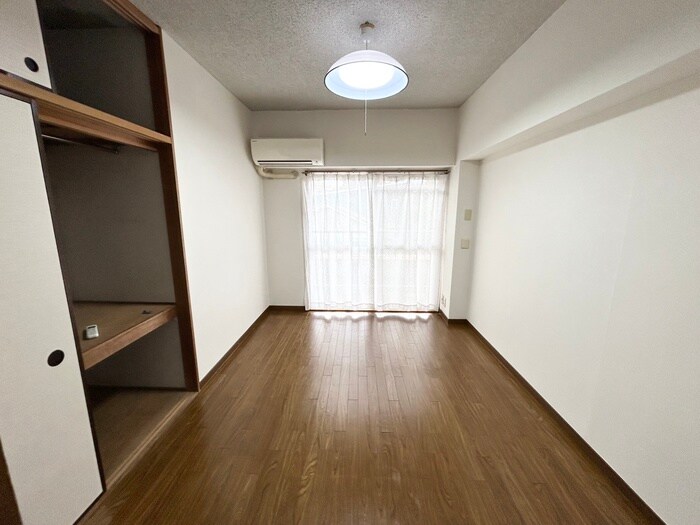 物件内観写真19　(居室)